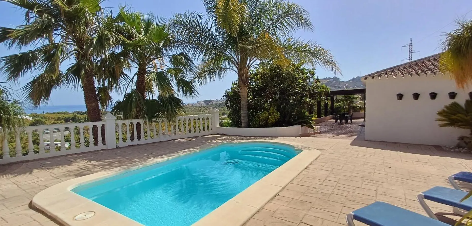 Encantador Cortijo Con Piscina Privada Y Vista Al Mar Málaga