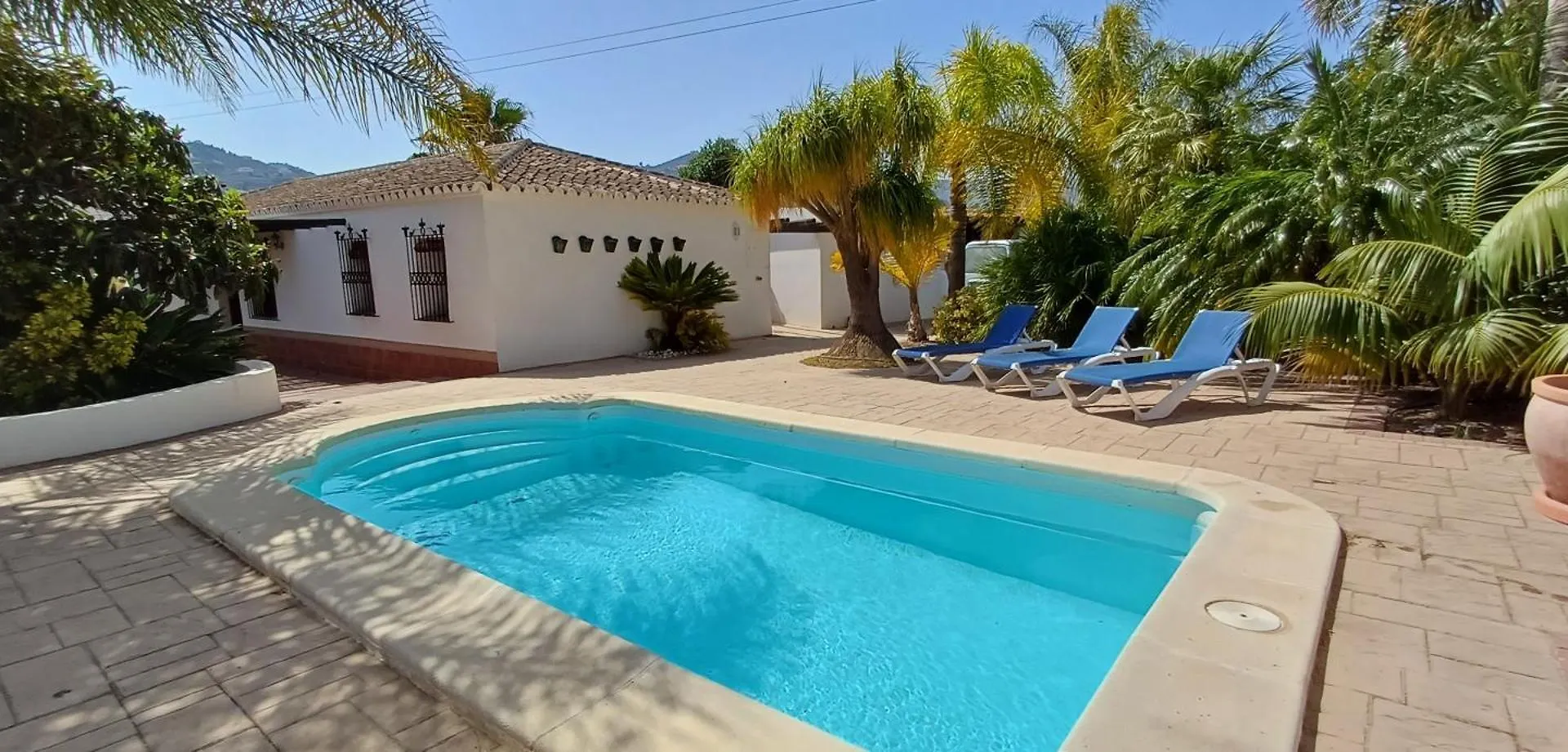 Villa Encantador Cortijo Con Piscina Privada Y Vista Al Mar Málaga Spagna