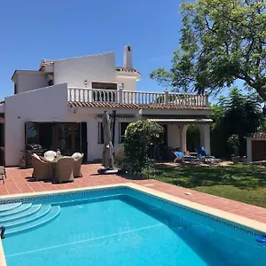 La Fuenta Villa