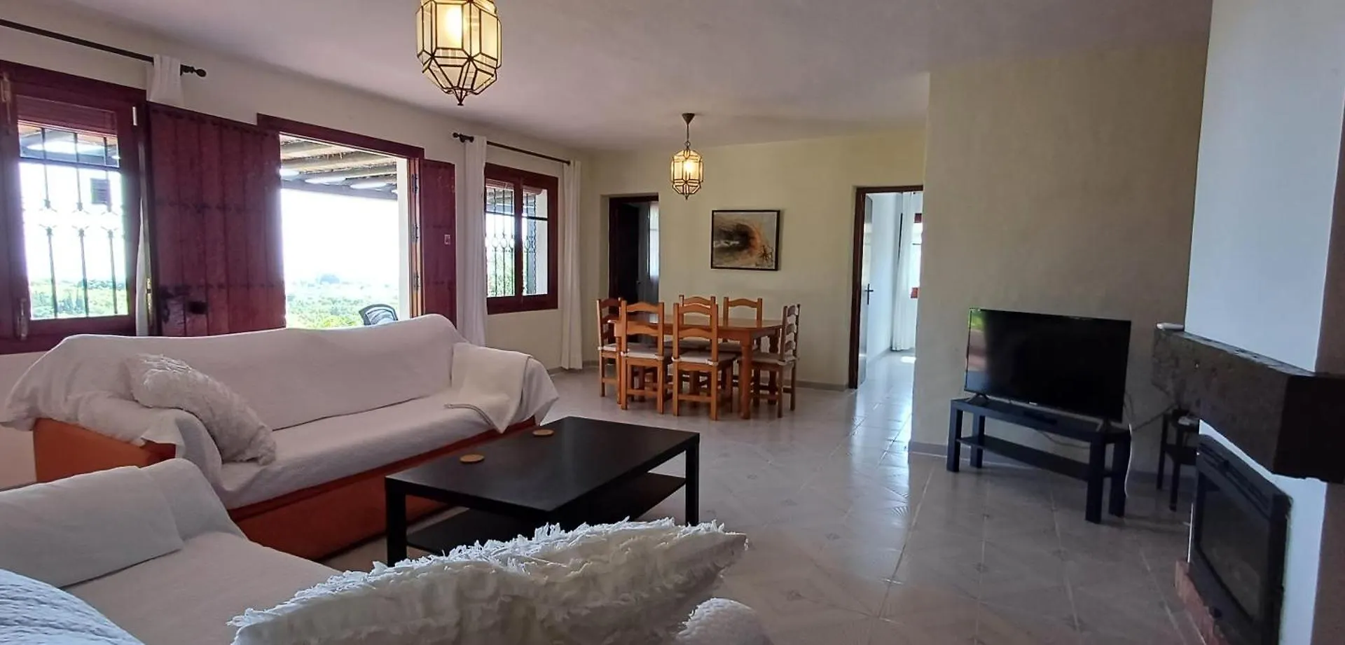Encantador Cortijo Con Piscina Privada Y Vista Al Mar Malaga Villa
