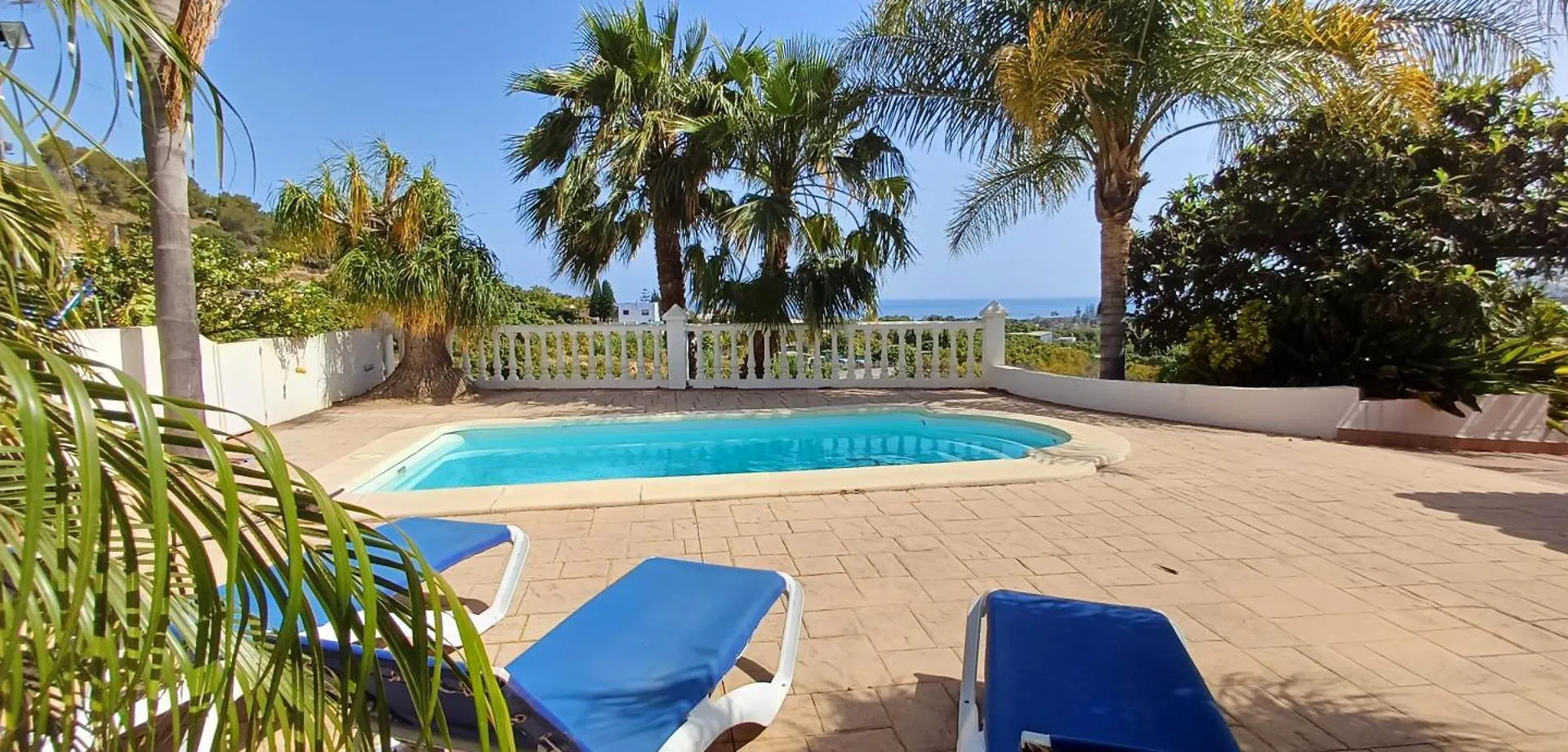 Villa Encantador Cortijo Con Piscina Privada Y Vista Al Mar Malaga