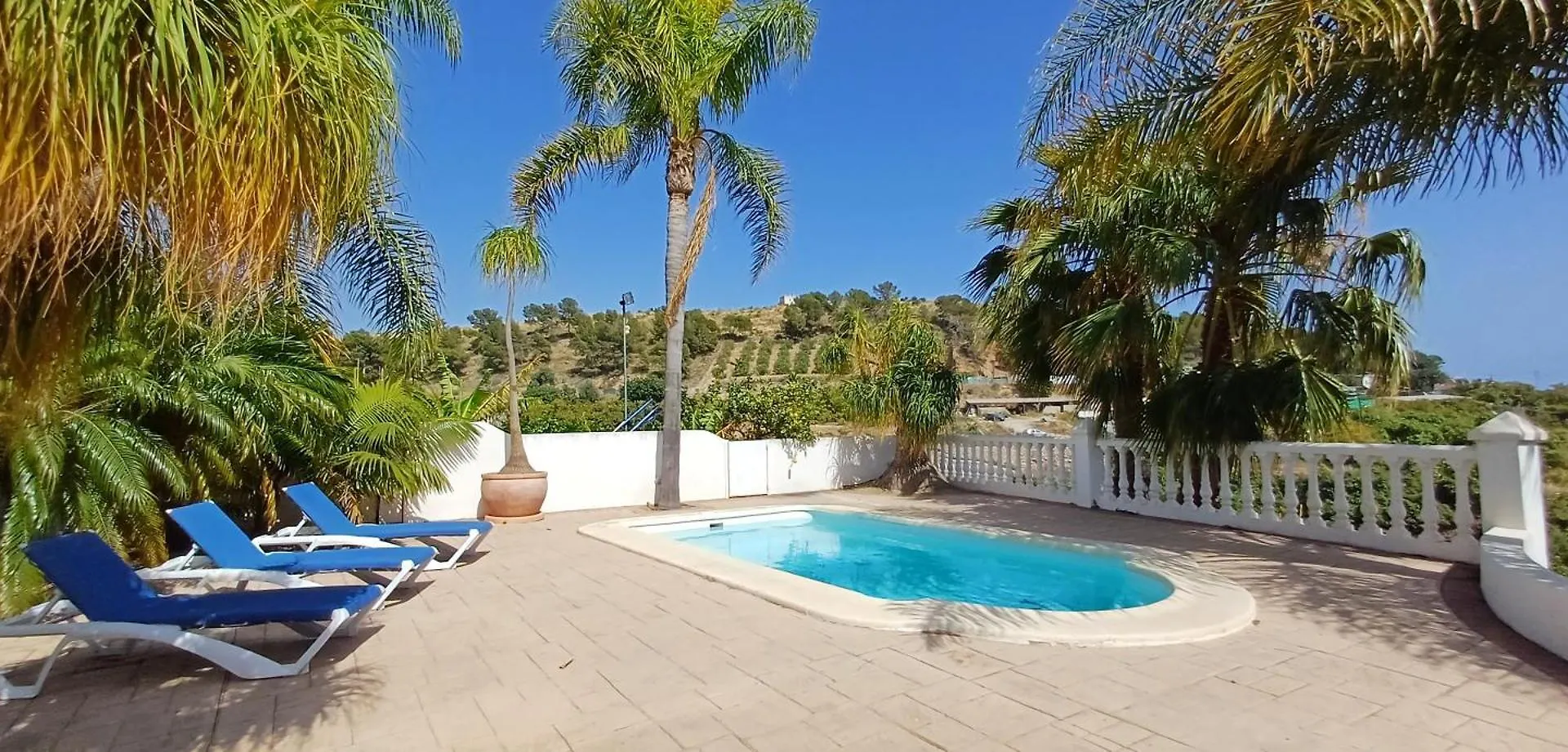 Villa Encantador Cortijo Con Piscina Privada Y Vista Al Mar Malaga