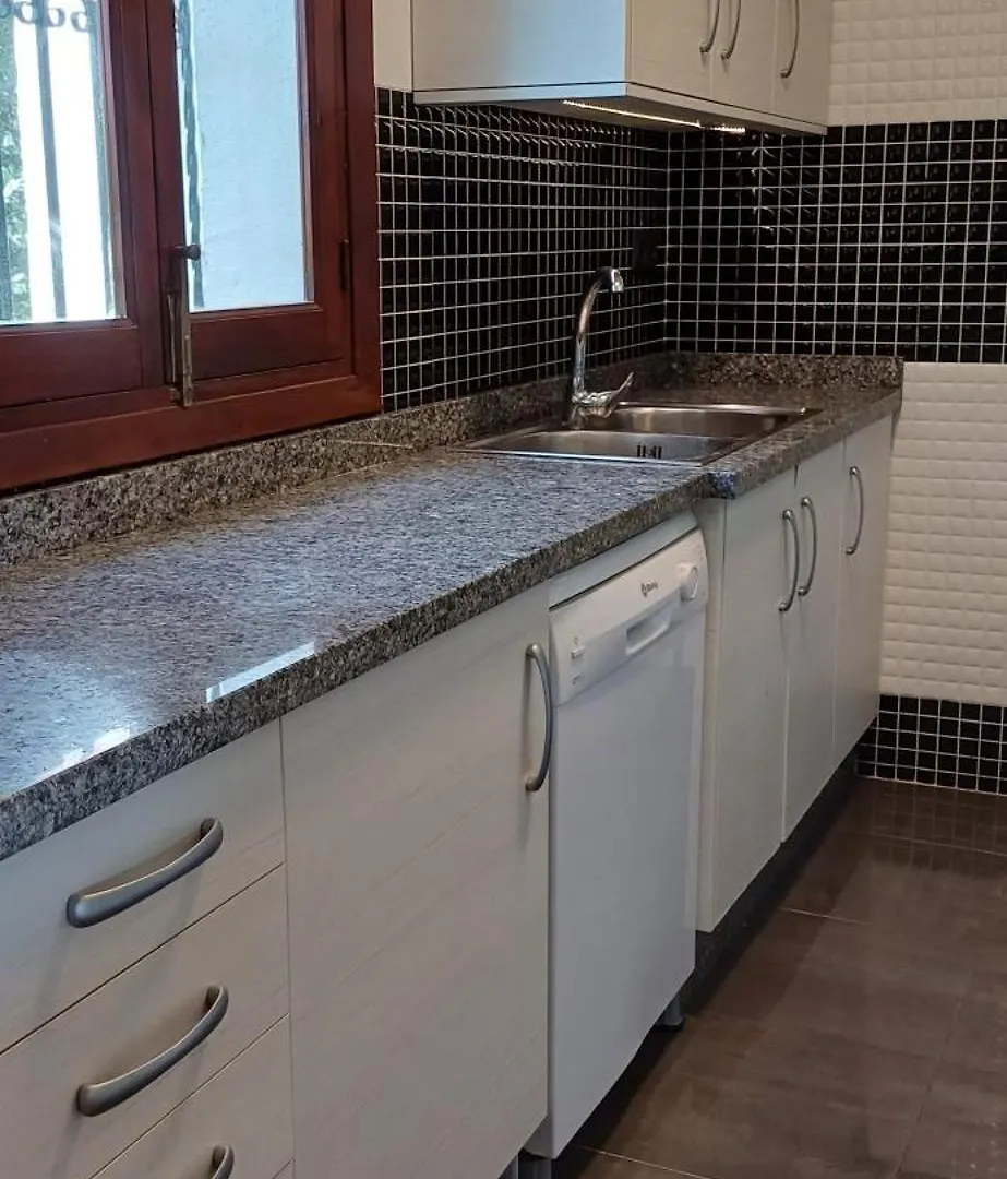 Encantador Cortijo Con Piscina Privada Y Vista Al Mar Malaga